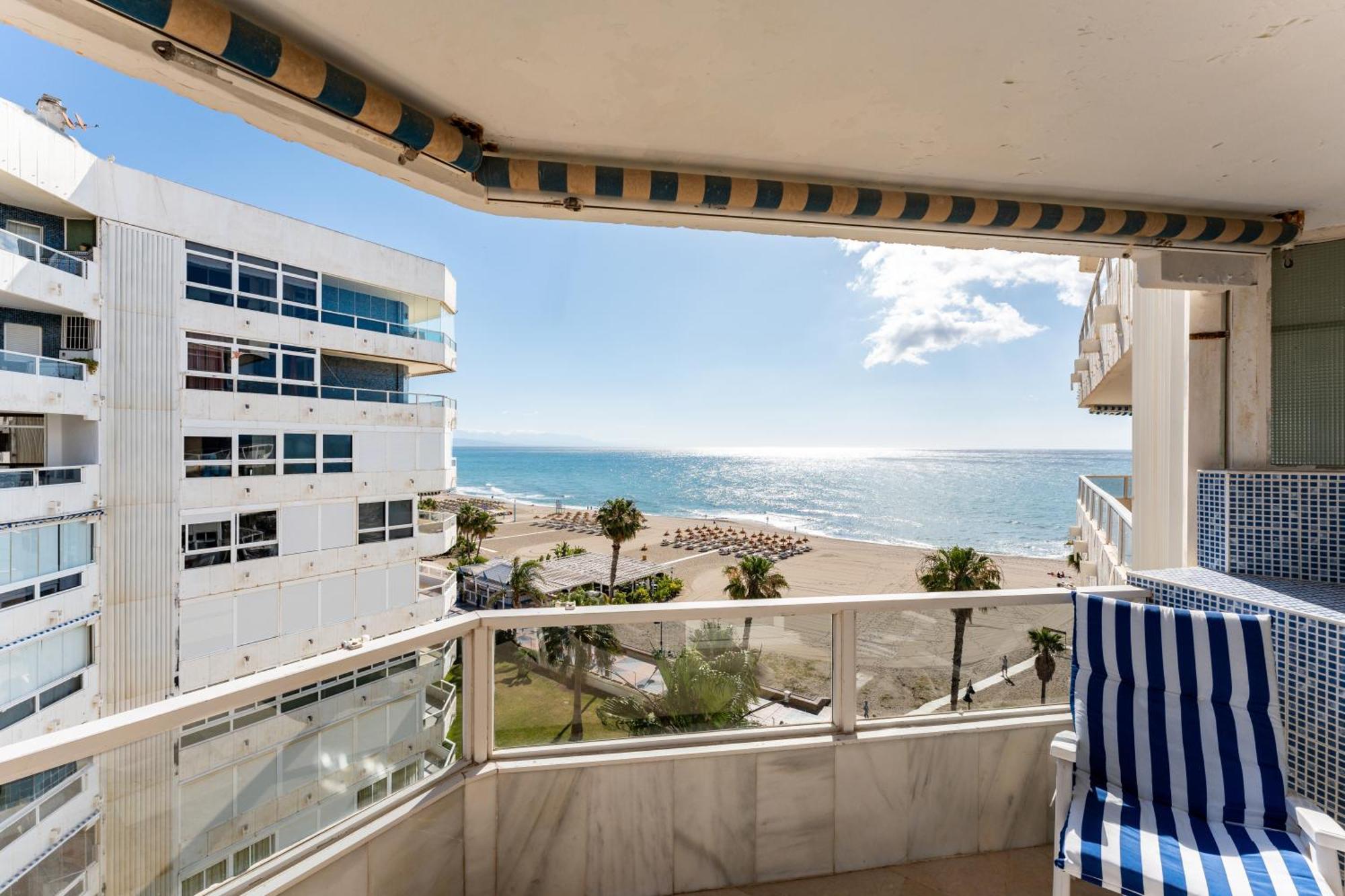 Tropico Carihuela View & Parking Apartment Torremolinos Exterior photo
